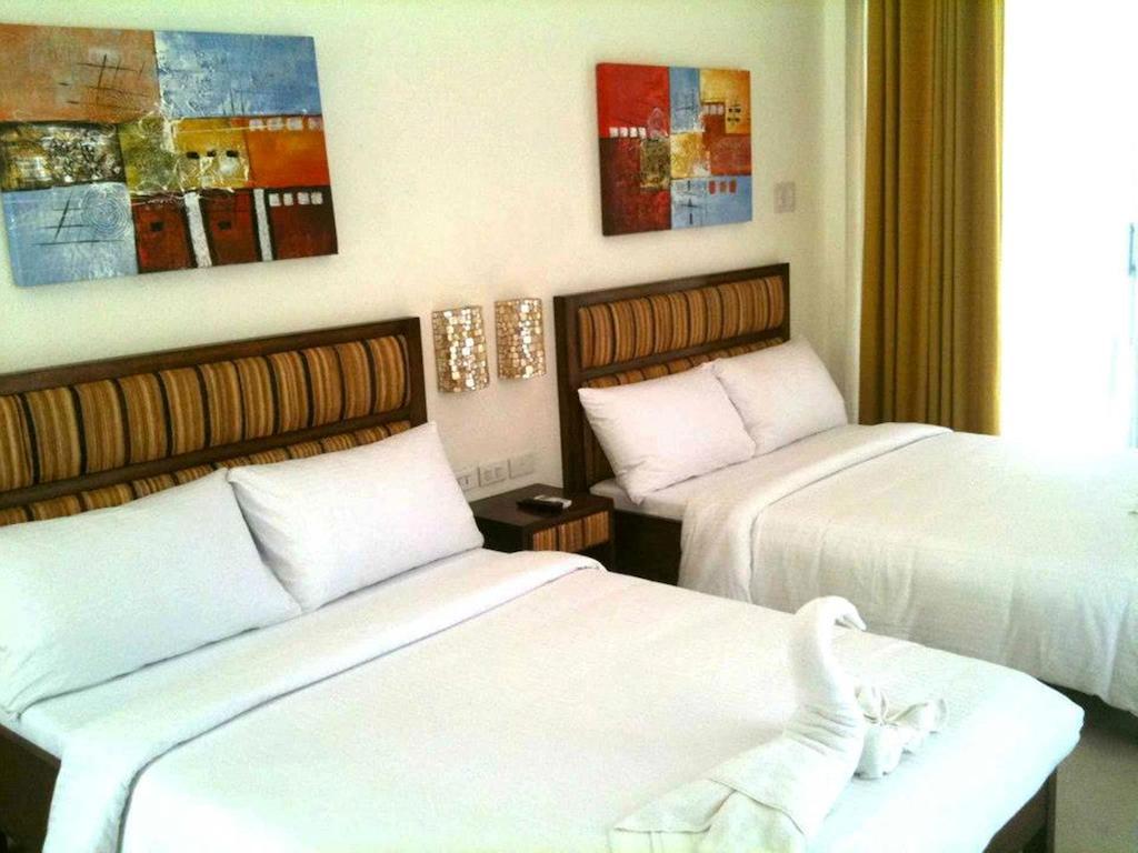 Rieseling Boracay Beach Resort Balabag  المظهر الخارجي الصورة